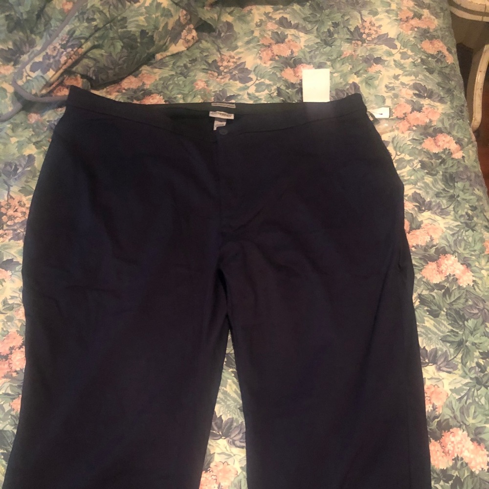 Capri pants